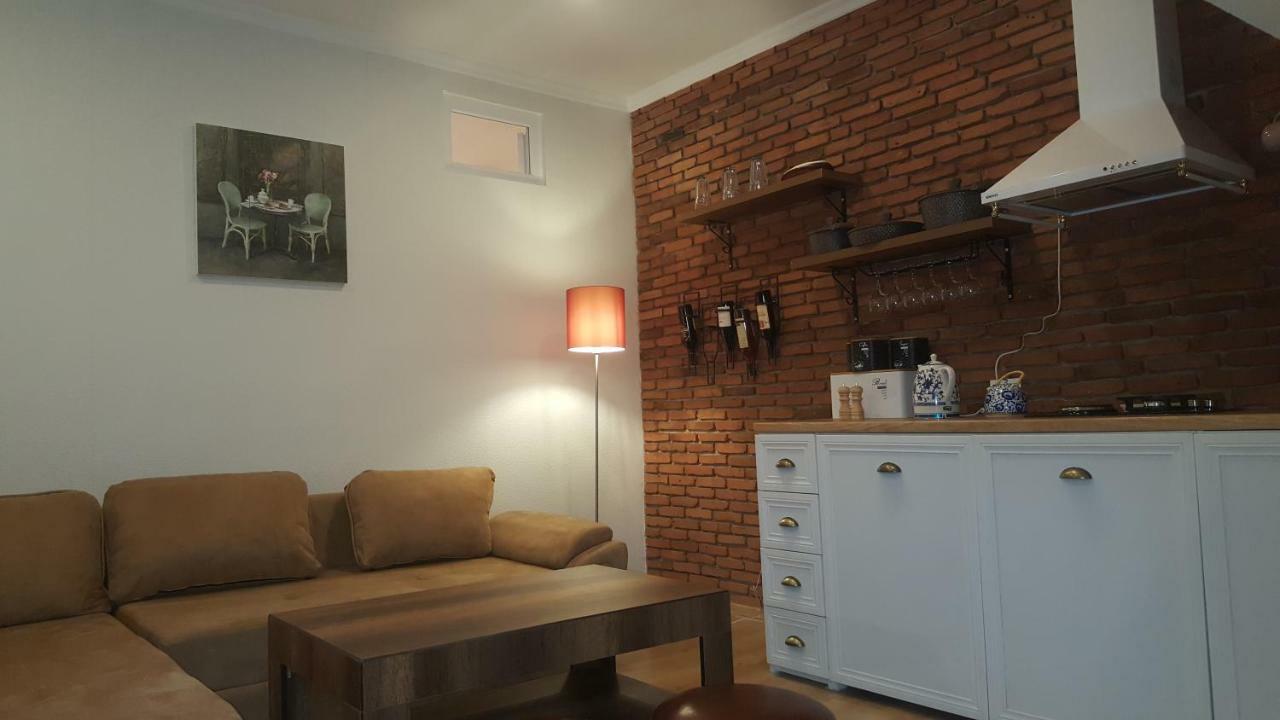 Karlsson Borjomi Apartment. Dış mekan fotoğraf