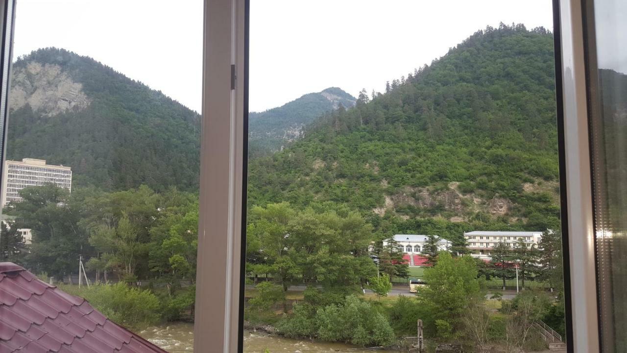 Karlsson Borjomi Apartment. Dış mekan fotoğraf