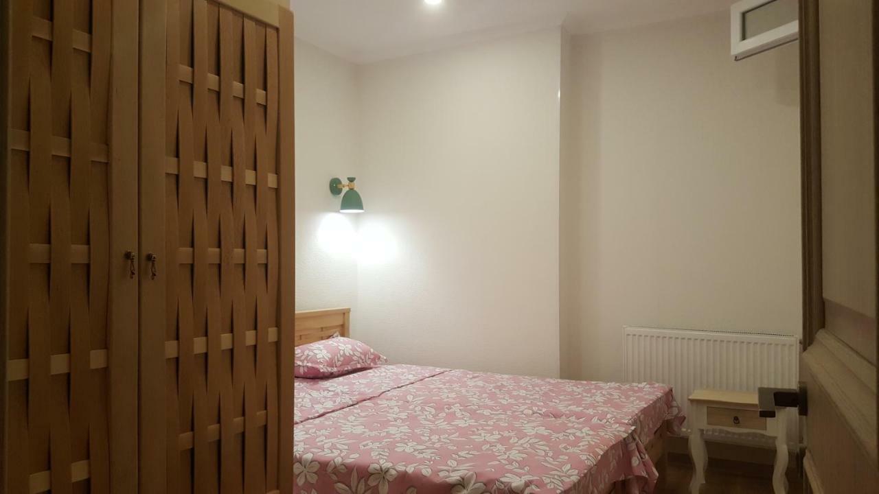 Karlsson Borjomi Apartment. Dış mekan fotoğraf